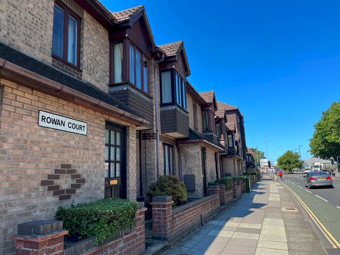 1 Bedroom Flat To Rent In Rowan Court, Southsea, PO4