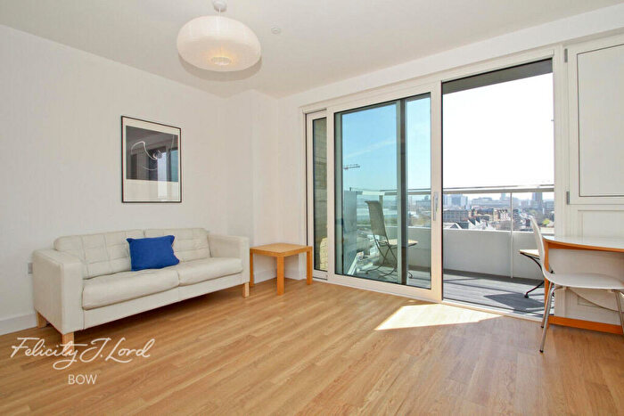 1 Bedroom Apartment For Sale In Jefferson Plaza, London, E3
