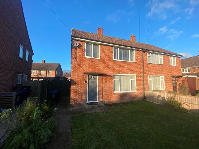 3 Bedroom Terraced House For Sale In Baldwin Road, Burnham, Slough, SL1