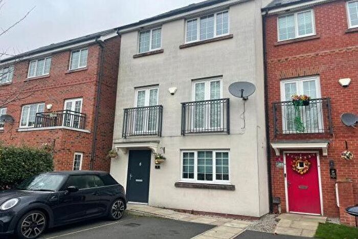 5 Bedroom Property To Rent In Monks Place, Warrington, WA2