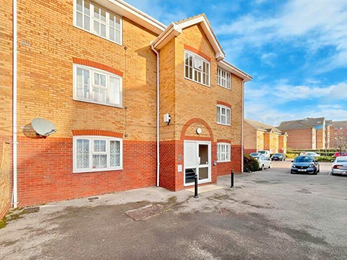 2 Bedroom Apartment To Rent In Coal Court, Columbia Wharf Road, Grays, RM17
