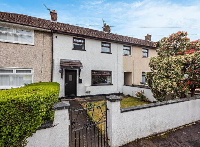 3 Bedroom Mid Terraced House For Sale In Clonduff Drive, Belfast, BT6