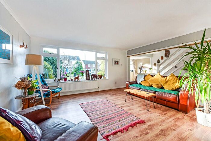 3 Bedroom Detached House For Sale In Gloucester Way, Chichester, West Sussex, PO19