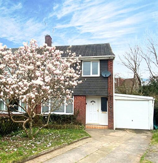 3 Bedroom Semi-Detached House For Sale In Springfield Avenue, Upper Killay, Swansea, SA2