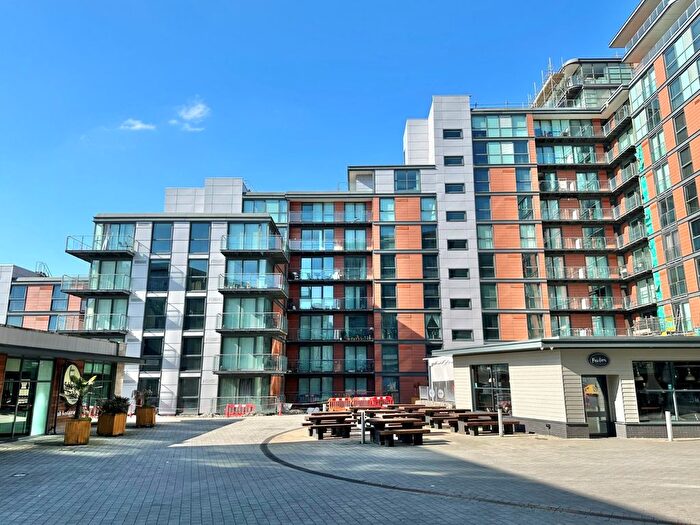 1 Bedroom Flat To Rent In Plaza Quarter, Fitzwilliam Street, Barnsley, South Yorkshire, S70