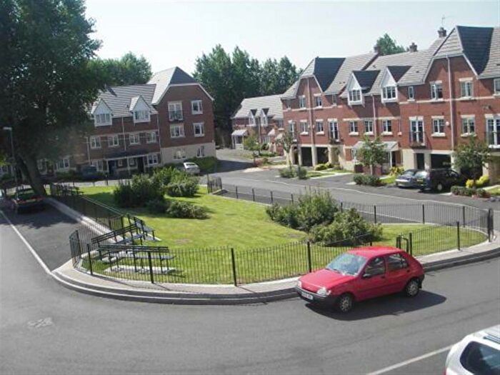 2 Bedroom Flat To Rent In Canterbury Close, Birmingham, B23