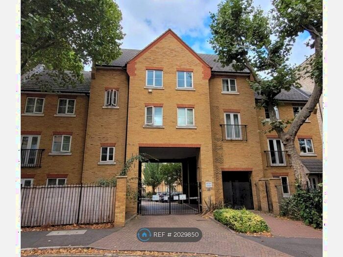 1 Bedroom Flat To Rent In Turner Street, London, E16