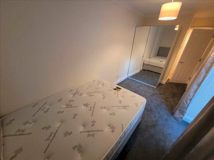 2 Bedroom Apartment To Rent In Garden Flat, Alma Road, BS8