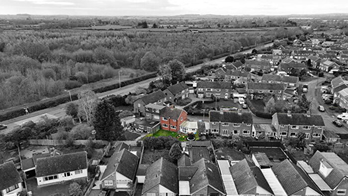 3 Bedroom Semi-Detached House For Sale In Douglas Close, Radcliffe-on-Trent, Nottingham, NG12