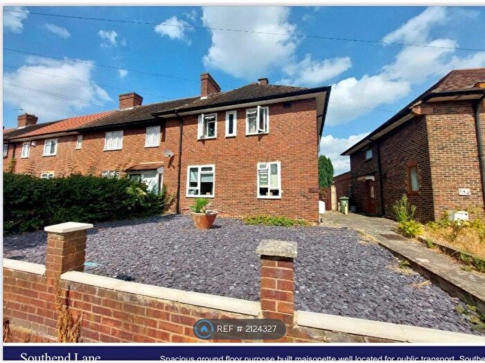 1 Bedroom Flat To Rent In Southend Lane, London, SE6