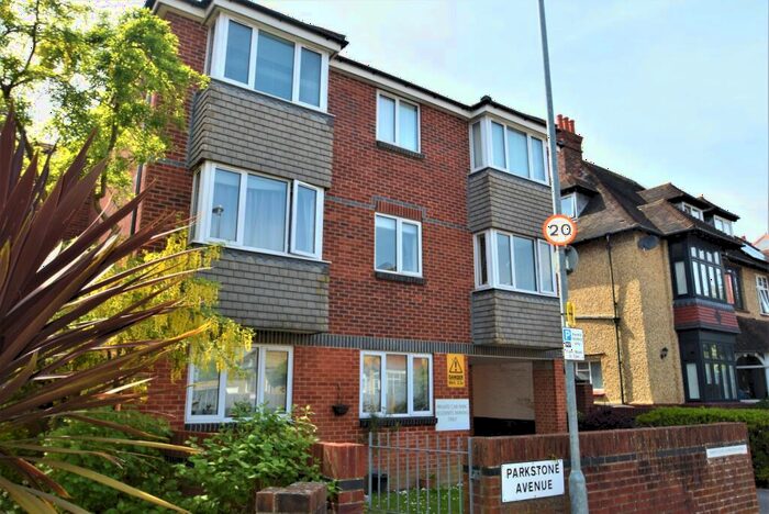1 Bedroom Flat To Rent In Parkstone Avenue, Southsea, Hampshire, PO4