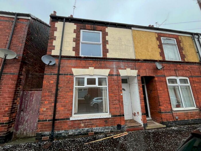 2 Bedroom Terraced House To Rent In Haworth Street, Hull, East Riding Of Yorkshire, Uk, HU6
