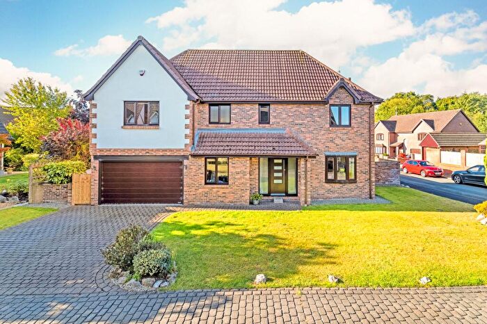 5 Bedroom Detached House For Sale In St. James Close, Hawarden, CH5