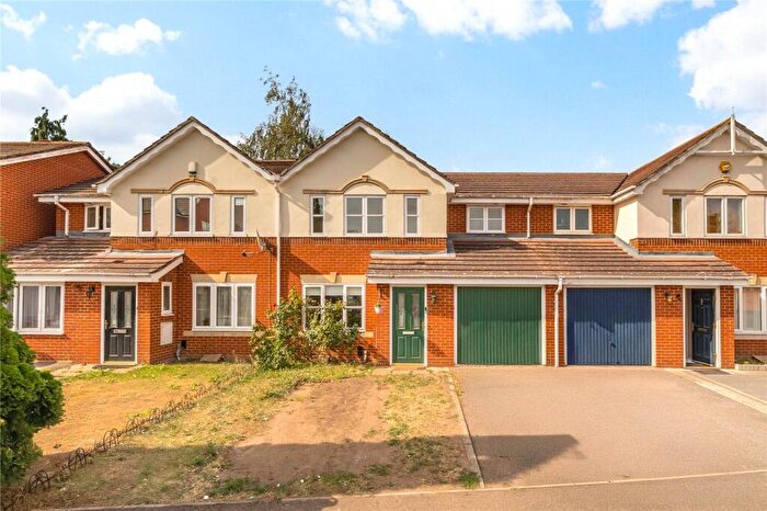 3 Bedroom House To Rent In Payne Close, Barking, IG11