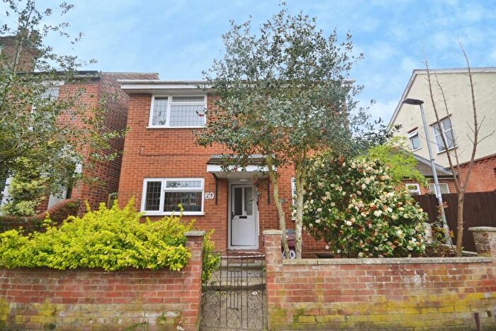 4 Bedroom Detached House For Sale In Waverley Road, Reading, RG30