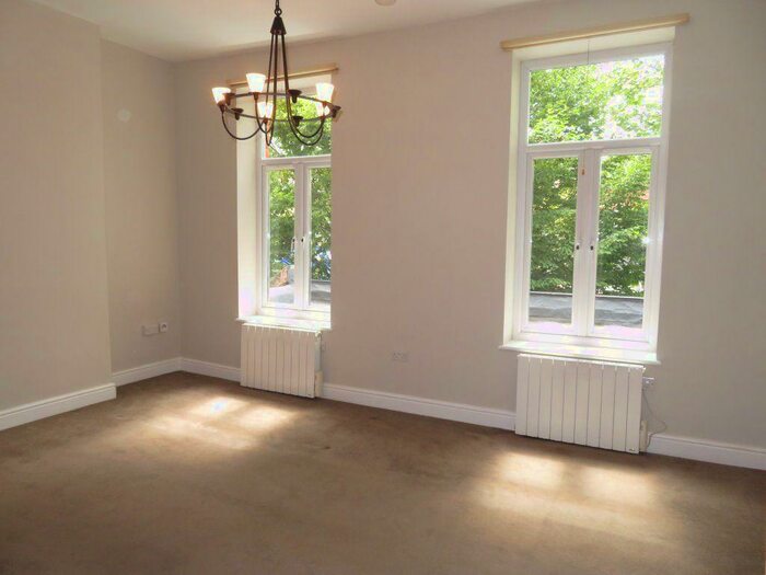 2 Bedroom Apartment To Rent In Thaxted Place, Chingford, E4