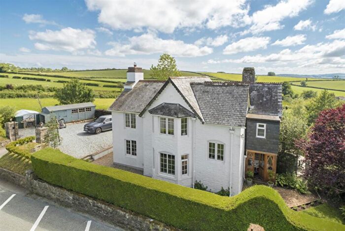 4 Bedroom Detached House For Sale In Milton Abbot, PL19