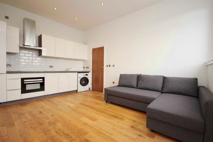 1 Bedroom Flat To Rent In Quant Building, - Church Hill, Walthamstow, E17