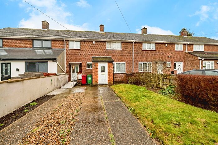 3 Bedroom Terraced House For Sale In Wexham Road, Slough, SL2