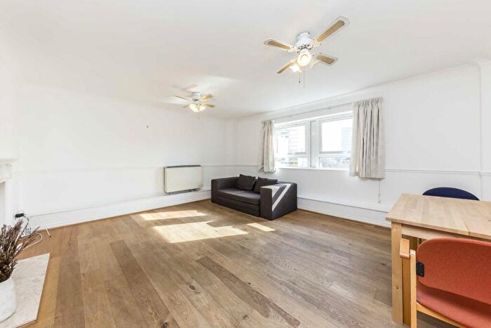 2 Bedroom Flat To Rent In Aldersgate Street, Barbican, EC1A