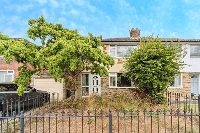 3 Bedroom Semi-Detached House For Sale In Cambridge Way, Otley, LS21