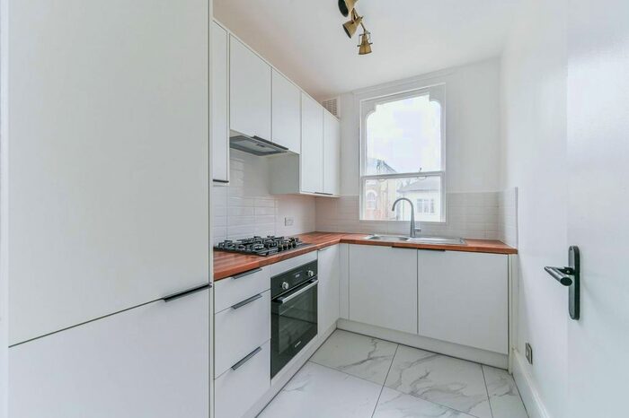 1 Bedroom Flat To Rent In Oakfield Road, Croydon, CR0