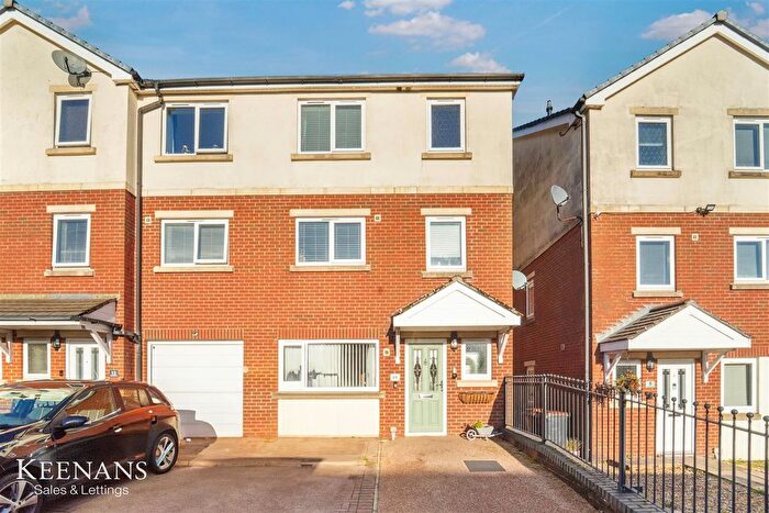 4 Bedroom Town House For Sale In Mill Gardens, Great Harwood, Blackburn, BB6