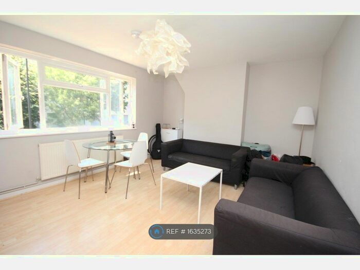 3 Bedroom Maisonette To Rent In Hemsworth Court, London, N1