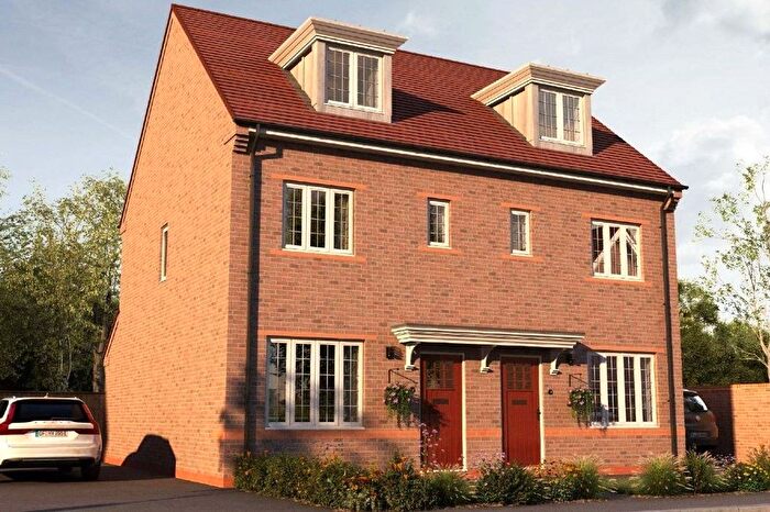 3 Bedroom Semi Detached House For Sale In Winchester Road, Beggarwood, Basingstoke, RG23