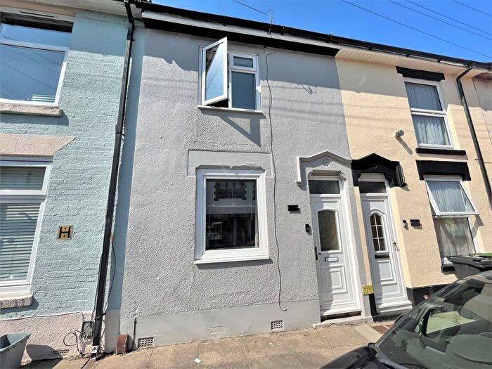 2 Bedroom Terraced House For Sale In Winchester Road, Buckland, PO2