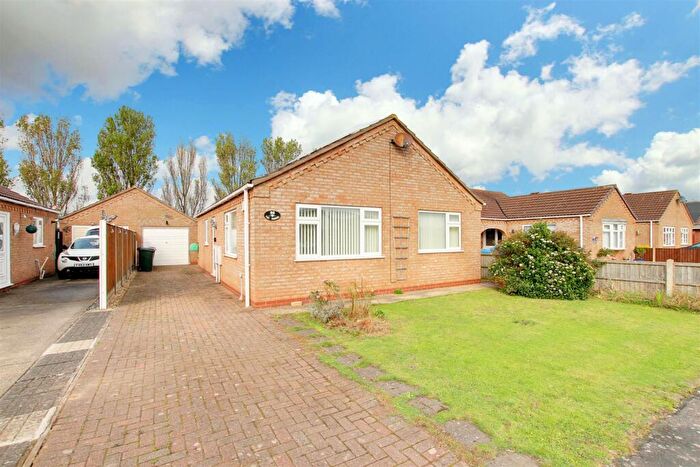 2 Bedroom Detached Bungalow For Sale In The Sidings, Sutton-On-Sea, LN12