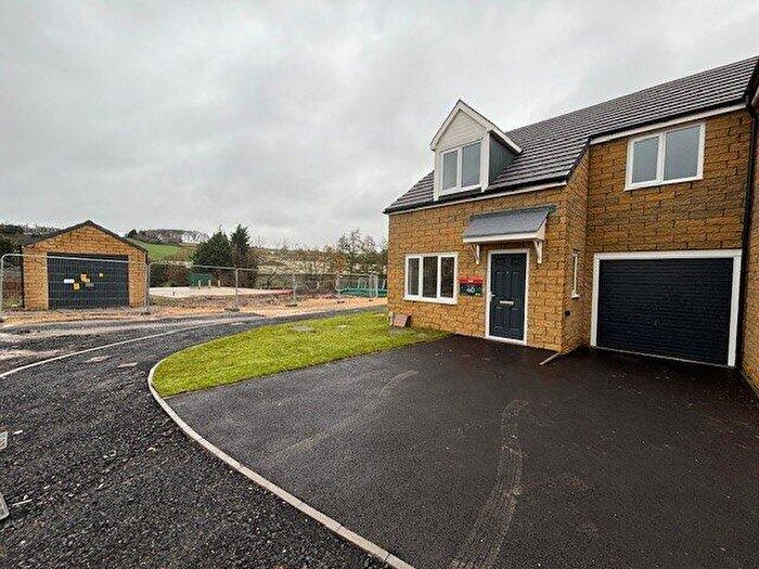 3 Bedroom Semi Detached House To Rent In Anne Bronte Avenue, Thornton, Bradford, BD13