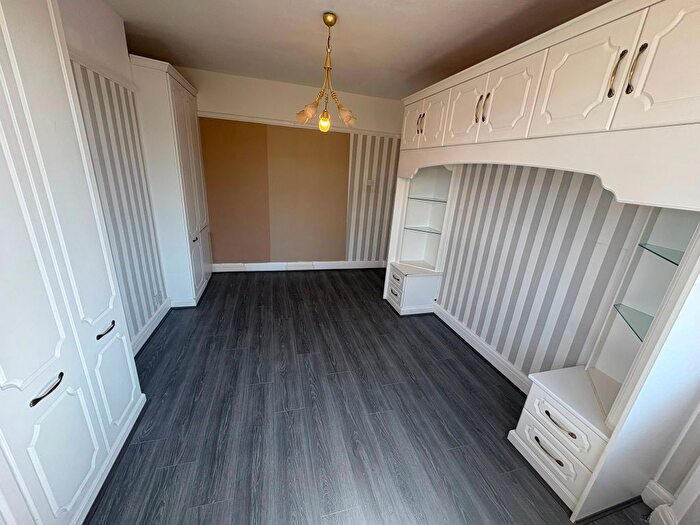 3 Bedroom Semi-Detached House To Rent In Bedroom Semi-Detached House, Tufton Road, Chingford, London, E4