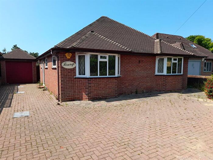 2 Bedroom Detached Bungalow For Sale In Burndell Road, Yapton, BN18