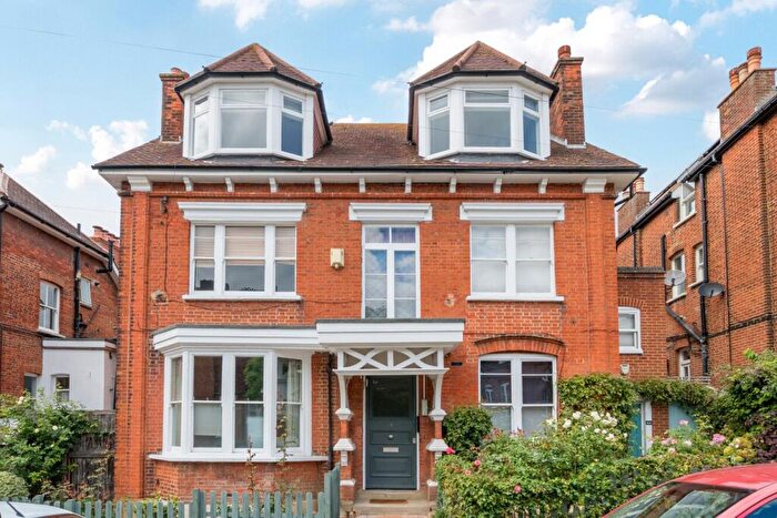 2 Bedroom Flat For Sale In Vermont Road, Crystal Palace, London, SE19