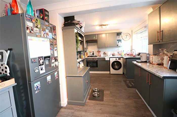 3 Bedroom Terraced House For Sale In Arnull Crescent, Daventry, Northamptonshire, NN11