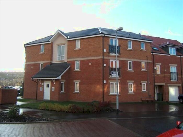 2 Bedroom Flat To Rent In Foster Drive, St James Village, Gateshead, NE8