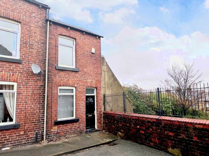 2 Bedroom House To Rent In Henshall Street, Barnsley, S70