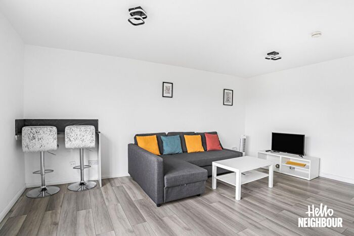 1 Bedroom Flat To Rent In Carlton Grove, London, SE15