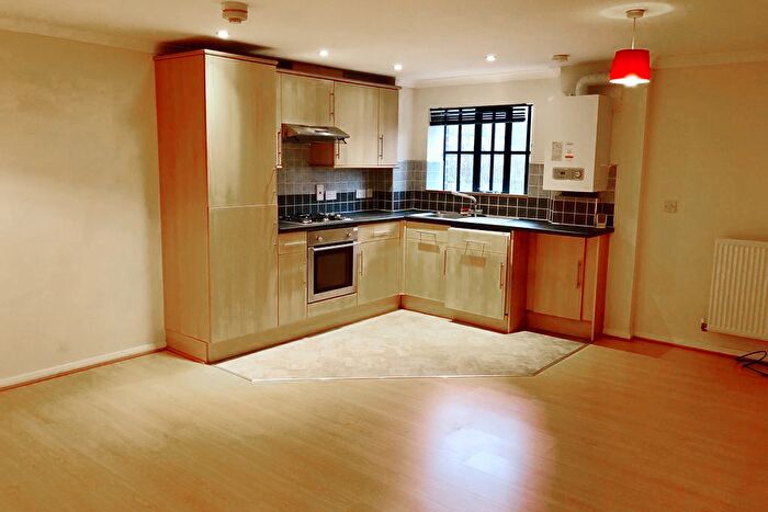 2 Bedroom Flat To Rent In Belle Vue, Leek, Staffordshire, ST13