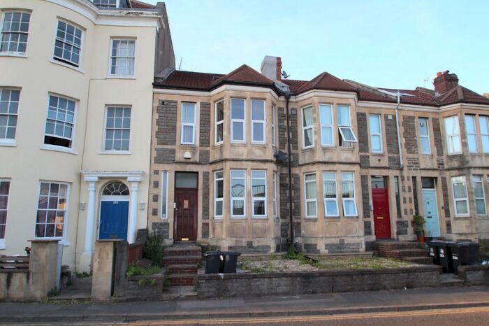 1 Bedroom Flat To Rent In Hotwell Road, Bristol, BS8