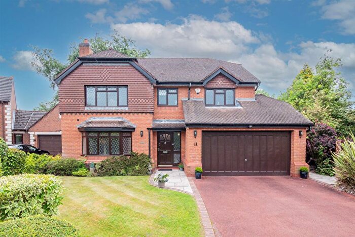 5 Bedroom Detached House For Sale In Bishops Close, Bowdon, Altrincham, WA14