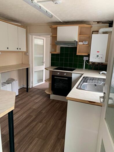 1 Bedroom House To Rent In Inkerman Street, St. Thomas, Swansea, SA1