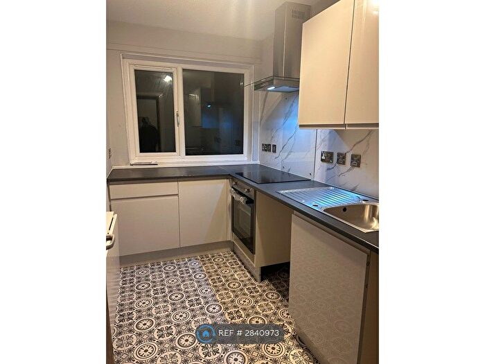 1 Bedroom Flat To Rent In Broomridge, Stirling, FK7