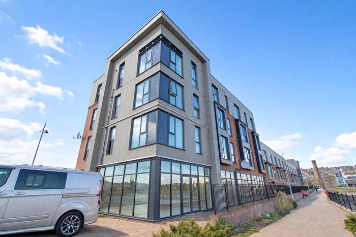 2 Bedroom Flat To Rent In Neptune Road, Barry, CF62