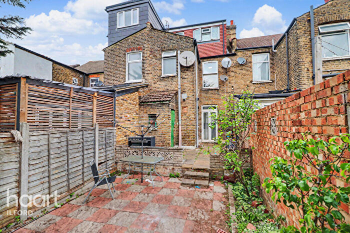 3 Bedroom Terraced House For Sale In Paget Road, Ilford, IG1