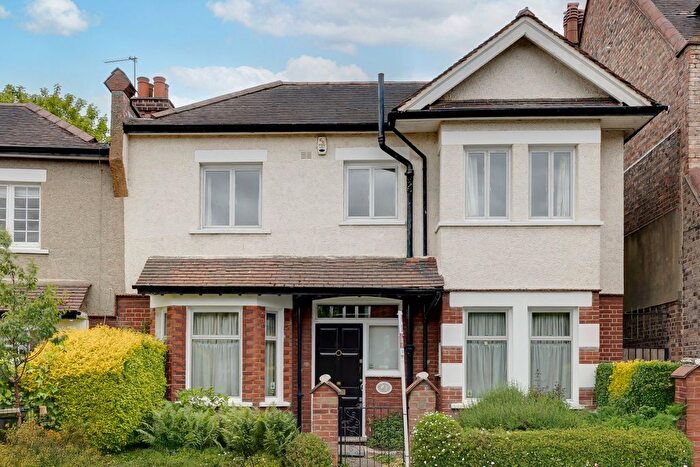 4 Bedroom Semi-detached House For Sale In Fitzwarren Gardens, Whitehall Park, London, N19