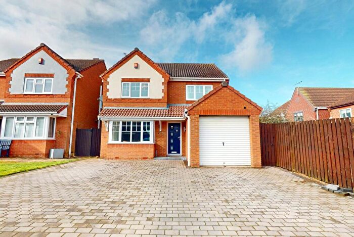 4 Bedroom Detached House For Sale In Harewood Court, Rossington, Doncaster, DN11