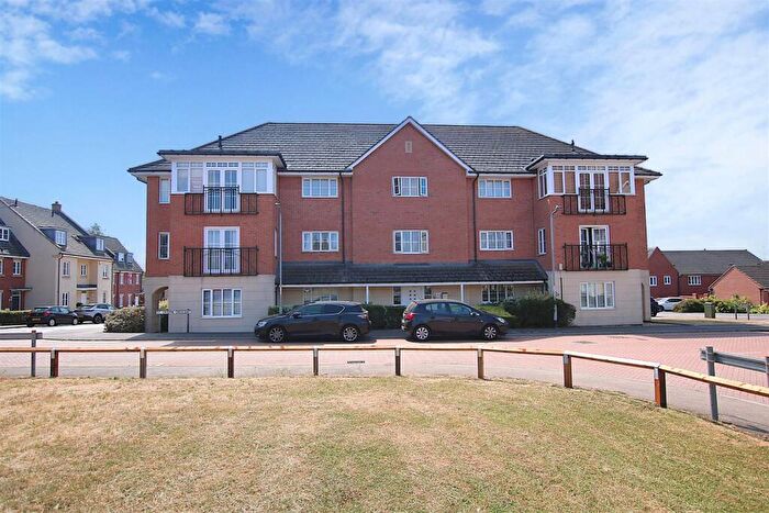 2 Bedroom Flat For Sale In St. Crispin Crescent, Northampton, NN5