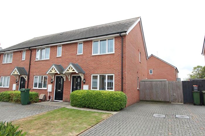 2 Bedroom End Of Terrace House For Sale In Park Road, Blaby, LE8